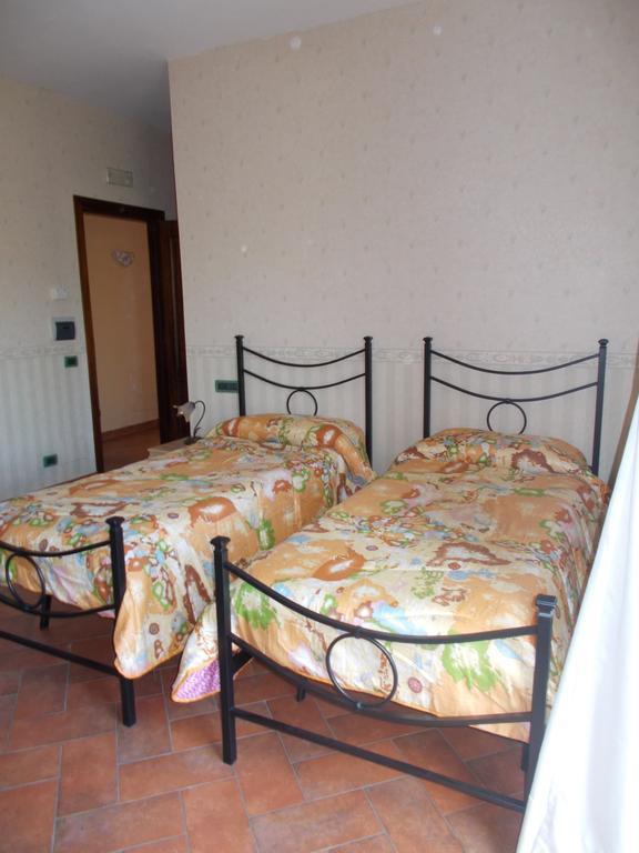 Hotel Casa Degli Ulivi Tivoli Pokoj fotografie